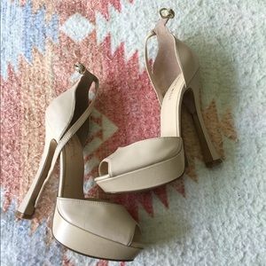 Nine West nude heels